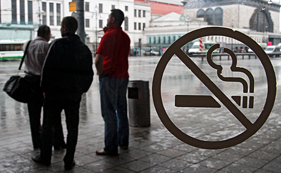 В Госдуме оценили идею штрафовать родителей курящих детей