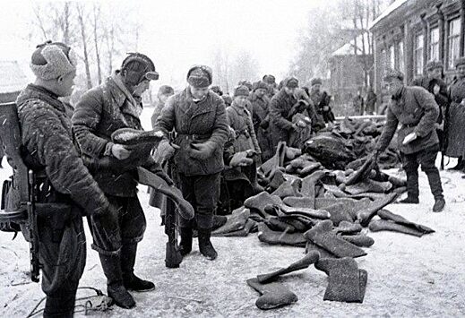 Расстрел за валенки: почему немцы запрещали носить теплую обувь жителям оккупированных территорий