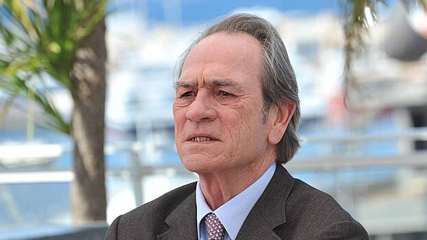 Томми Ли Джонс вышел на связь после смерти его 34-летней дочери