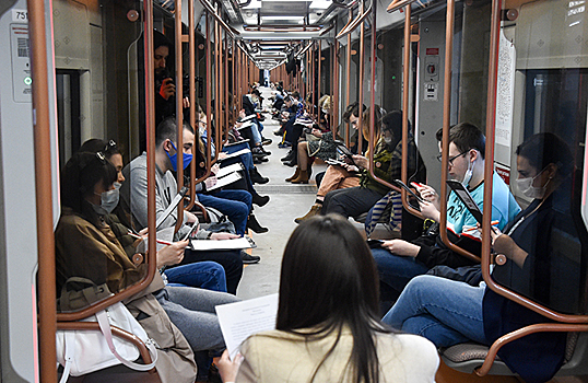 Почти 100 млн рублей на воздух — в московском метро