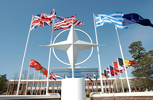 НАТО не хочет холодной войны с РФ
