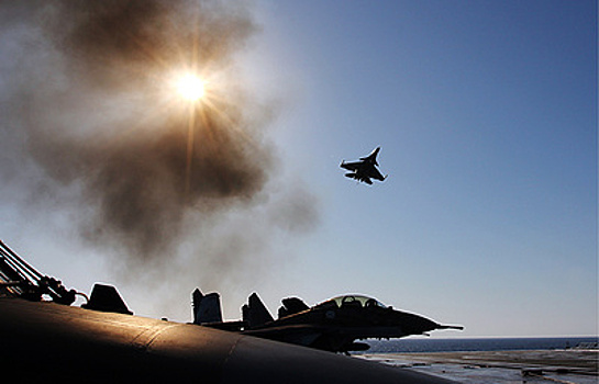 Участие в операции в Сирии позволило "Адмиралу Кузнецову" испытать новую авиатехнику