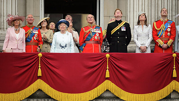 Королевскую семью Британии пригласили на столетие кончины Романовых