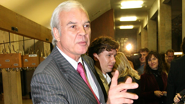 Телеведущий Владимир Молчанов экстренно госпитализирован в тяжёлом состоянии