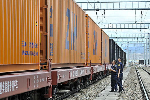 В Братиславу в рамках проекта "Китайско-европейский экспресс" прибыл первый грузовой  поезд "Китай-Словакия"