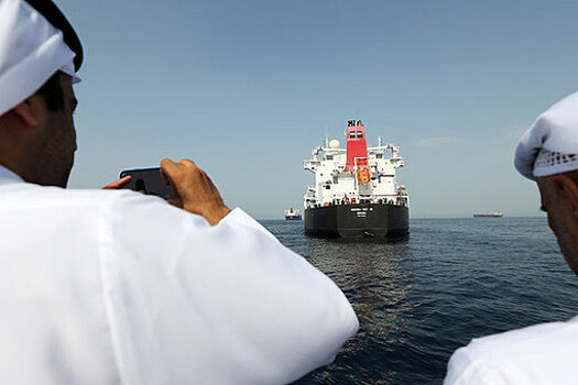 Байден считает, что ситуация на рынке нефти позволяет сокращать закупки у Ирана