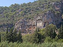 Пожилой турист поехал к древним турецким гробницам и исчез при загадочных обстоятельствах