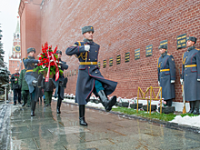 У Кремлевской стены почтили память Маршала Советского Союза Дмитрия Фёдоровича Устинова