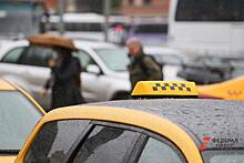 Эксперты объяснили, почему таксисты стали реже брать короткие поездки