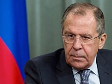 Лавров расценил ядерную риторику Макрона как угрозу для России