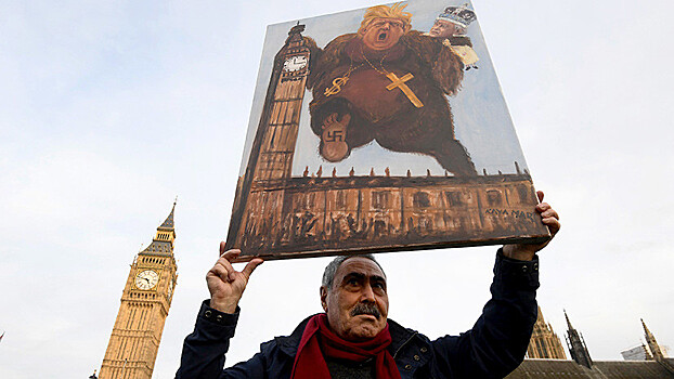 В Британии протестуют против визита Трампа