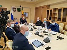 Мельниченко поручил взять на контроль уборку общественных пространств