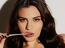 Внучка Михаила Боярского устроила откровенную фотосессию в день рождения