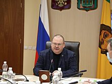 Мельниченко потребовал взять на контроль контрактацию ремонта автодорог