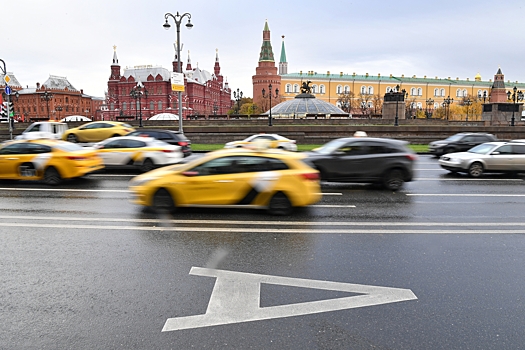 В центре Москвы таксист ударил пассажира и отобрал у него зарядку для телефона