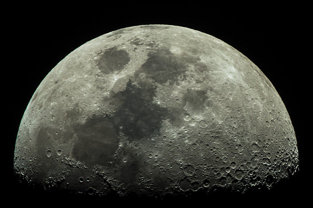 На Луне установят огромный телескоп