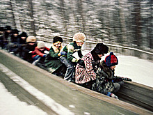 Самодельные горки во дворах как отдельный вид аттракционов. Чем они опасны?