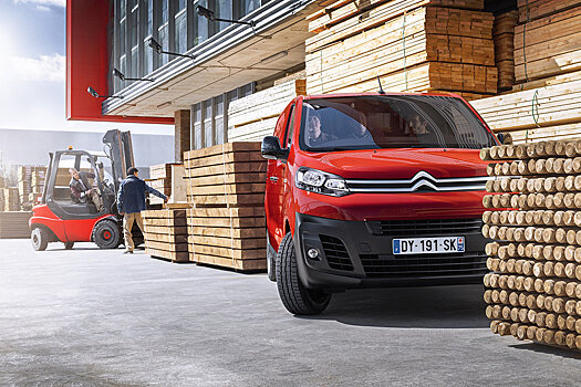 Stellantis приостанавливает сборку авто на заводе в Калуге