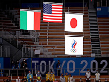 Тренер гимнасток возмущена размещением флага ОКР ниже японского на награждении