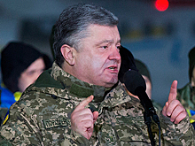 Порошенко пообещал Крыму и Донбассу украинский гимн