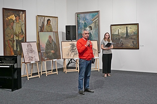В парке "Патриот" открылась выставка работ "Дети и герои Донбасса"