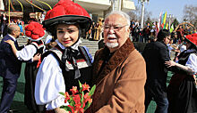 Фотофакт: 81-летний Асанали Ашимов празднует Наурыз в Алматы