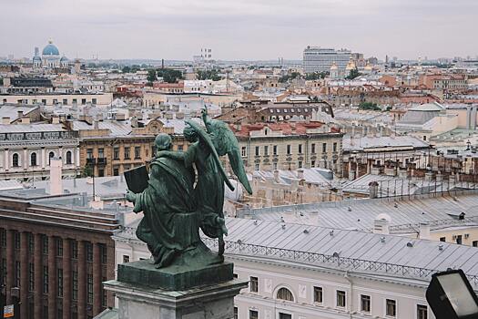 Основатель движения митьков сравнил Москву и Санкт-Петербург