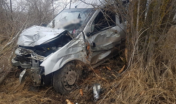 В ДТП на трассе в Волгоградской области пострадала 52-летняя автоледи