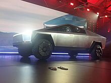 Tesla Cybertruck начали ржаветь. Они сделаны из нержавеющей стали