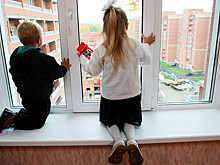 Московская прокуратура проверяет информацию о запертых в квартире детях