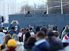 Силовики берут под контроль центр Минска и маршруты следования митингующих