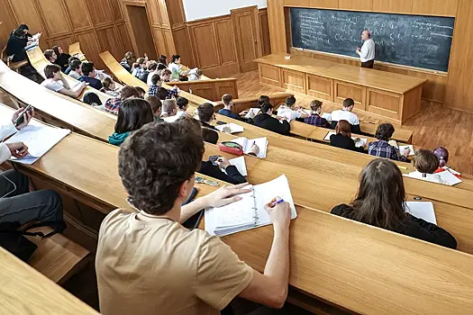 Участникам СВО и их детям дали право переходить на бесплатное обучение