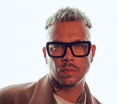 Певец Владимир Солдатов назвал клип «Вдох-выдох» мини-фильмом в жанре фэнтези