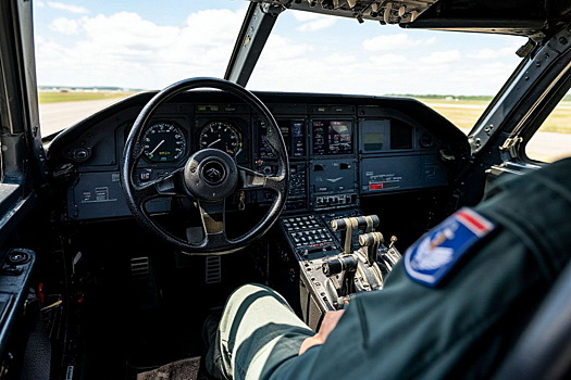 Американский истребитель F-16 упал во время подготовки к авиашоу