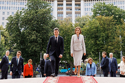 Румыния не хочет референдума по объединению с Молдавией