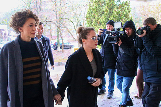 Популярную актрису не стали сажать в тюрьму за контрабанду наркотиков