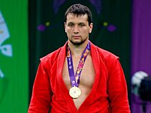 Артем Осипенко победил на чемпионате России по самбо в категории свыше 100 кг