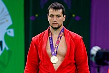 Артем Осипенко победил на чемпионате России по самбо в категории свыше 100 кг