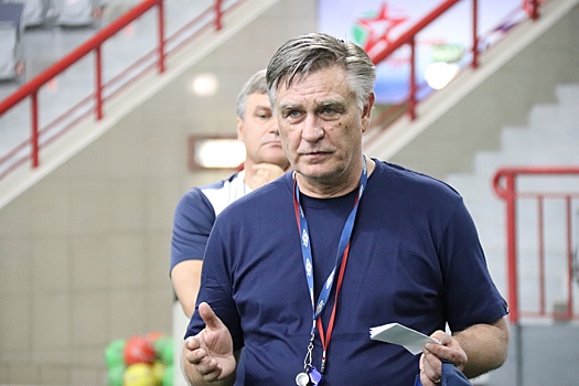 Валерий Петраков: Так, как Слуцкий, тренеры на работу не устраиваются