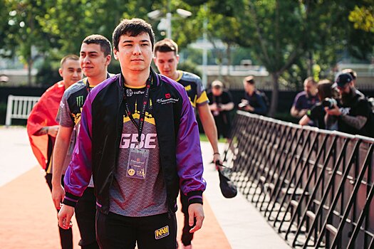 НАВИ по Dota 2: как Акбар SoNNeikO Бутаев выступал в составе Natus Vincere