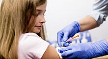 Департамент образования прокомментировал информацию об ограничении в приеме детей в школы без прививок