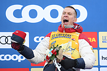 Большунов выиграл золото на этапе Кубка мира