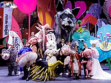 В Театре на Таганке поставили "Три поросенка. Ой" по мотивам сказки Сергея Михалкова