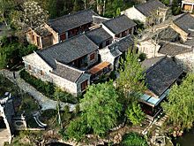 Возрождение старинных домов и развитие сельского туризма обеспечивают благосостояние жителей деревни Цзиньлин в Хубэе