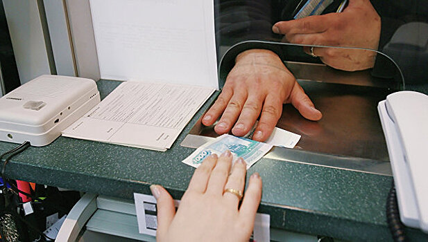 Максимальная ставка банков по вкладам снизилась до 7,69%