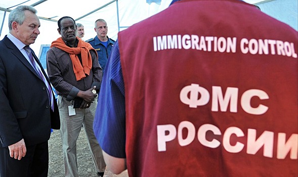 Из России не удалось депортировать украинского порноактёра из-за нарушения миграционных правил