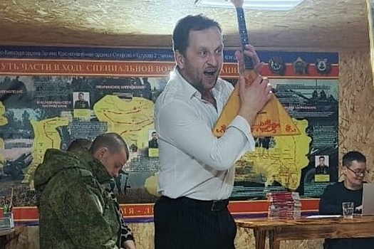 Костромской драматический театр выступил перед участниками СВО на передовой