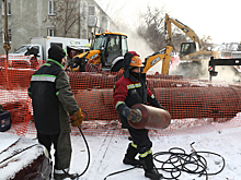 НГС: в Новосибирске из-за прорыва теплотрассы без света и тепла остались сотни домов
