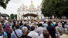 В РПЦ прокомментировали феномен массовых крестных ходов на Украине