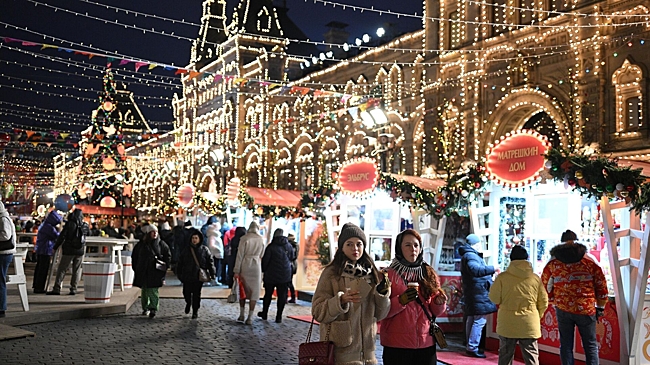 В Москве к новогодним праздникам установят световые тоннели